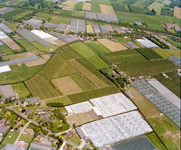 840455 Luchtfoto van het tuinbouwgebied met kassen in de omgeving van de Alendorperweg en Utrechtseweg te Vleuten ...